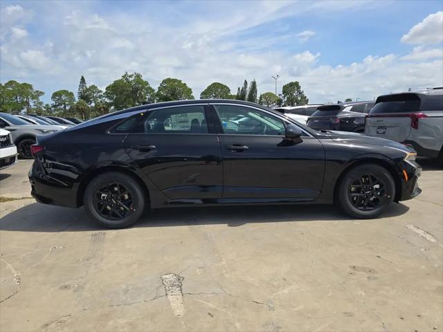 2026 Kia K5 LXS FWD