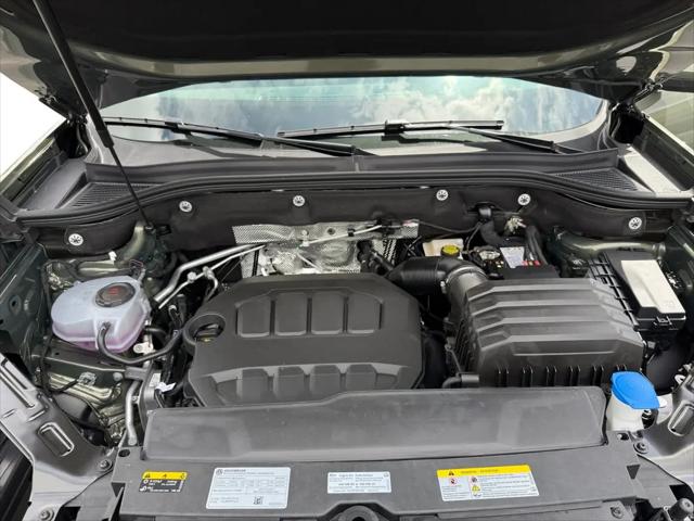 2026 Volkswagen Atlas SE with Technology