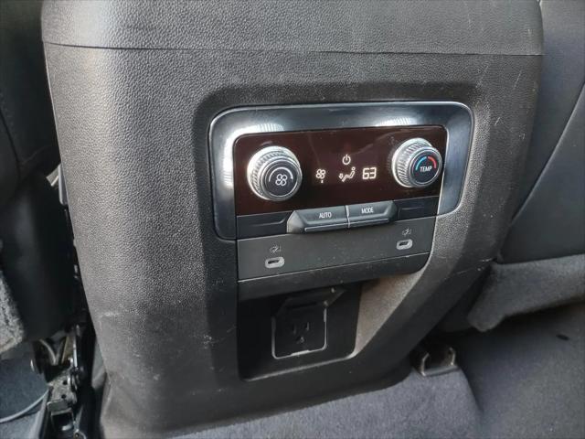 2023 GMC Yukon 4WD SLT