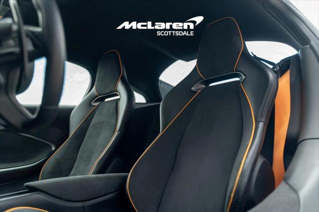 2023 McLaren Artura Performance