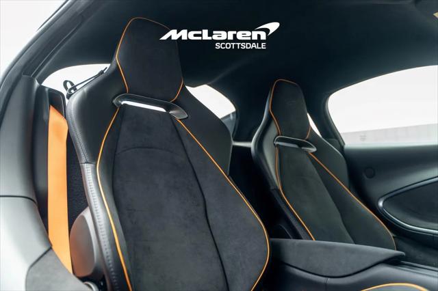2023 McLaren Artura Performance