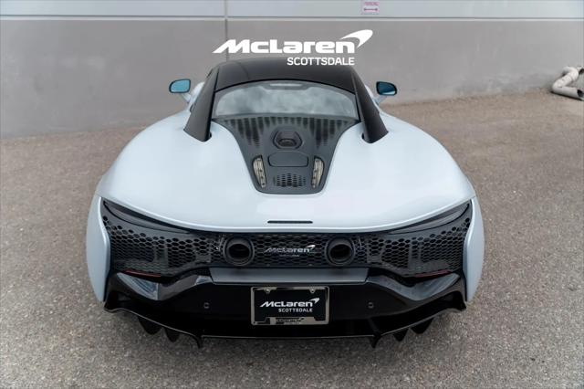 2023 McLaren Artura Performance