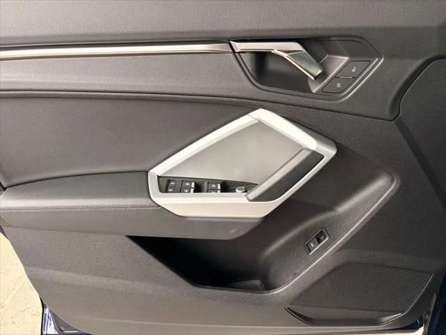 2022 Audi Q3 Premium 45 TFSI S line quattro Tiptronic