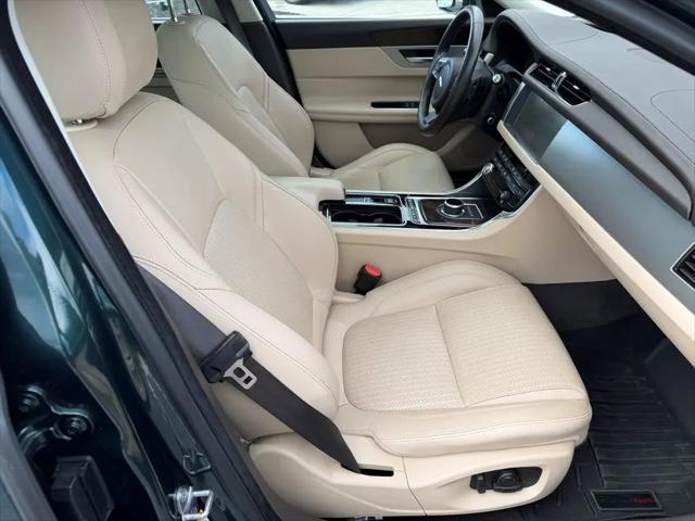 2017 Jaguar XF 35t Prestige