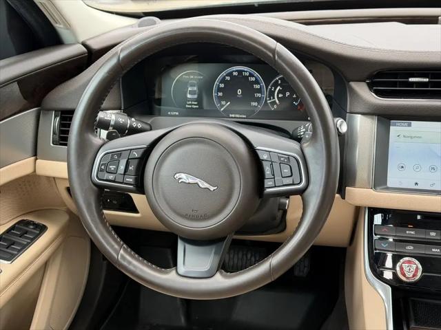 2017 Jaguar XF 35t Prestige