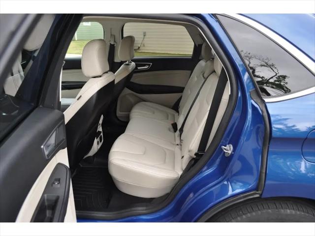 2021 Ford Edge Titanium