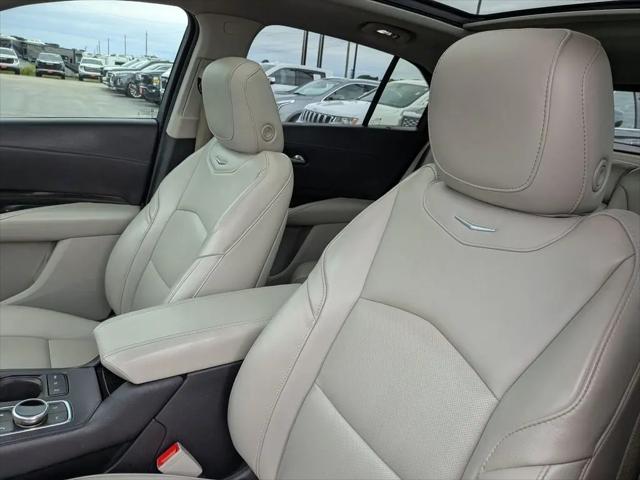 2020 Cadillac XT4 FWD Premium Luxury