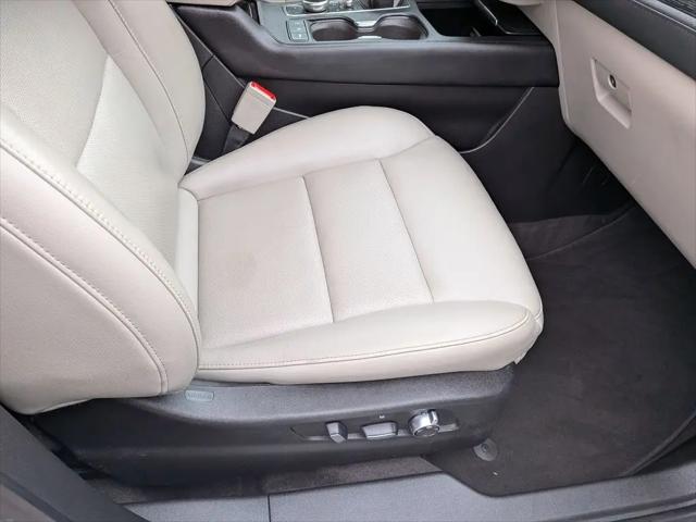 2020 Cadillac XT4 FWD Premium Luxury