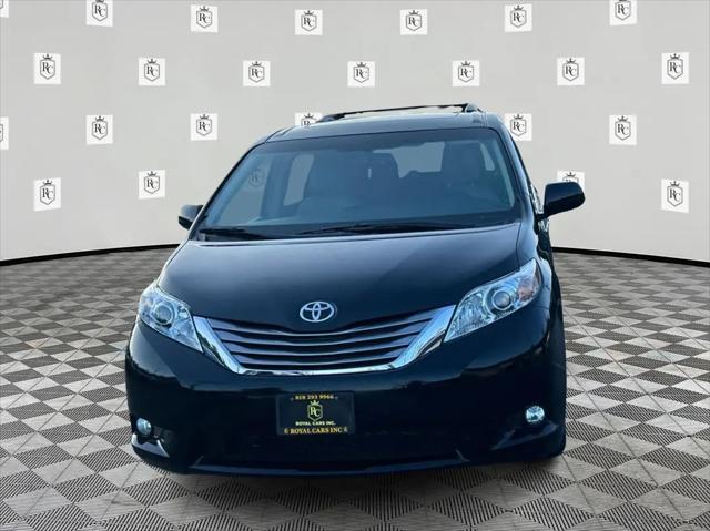 2016 Toyota Sienna XLE Premium 8 Passenger