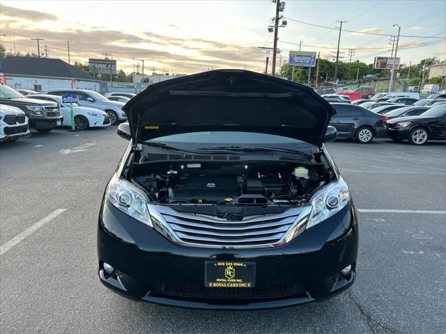 2016 Toyota Sienna XLE Premium 8 Passenger