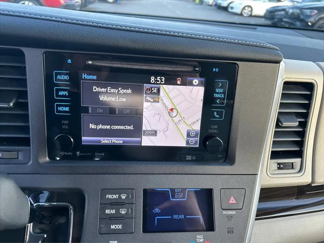 2016 Toyota Sienna XLE Premium 8 Passenger
