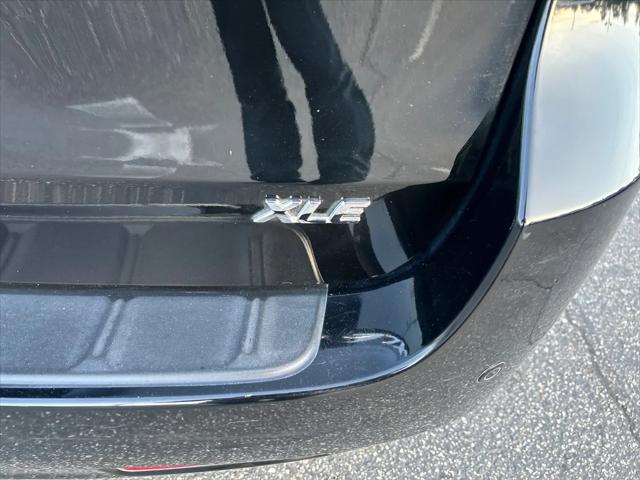 2016 Toyota Sienna XLE Premium 8 Passenger