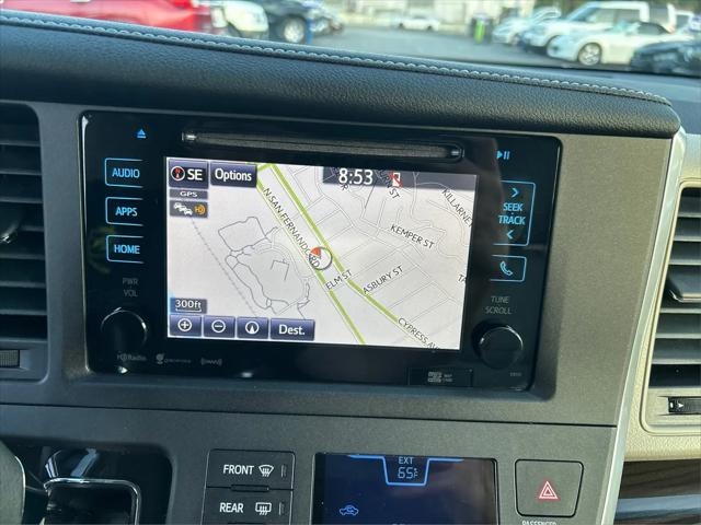 2016 Toyota Sienna XLE Premium 8 Passenger