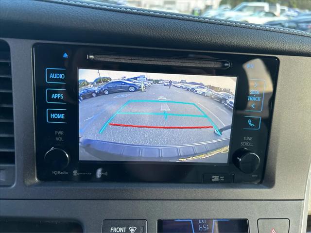 2016 Toyota Sienna XLE Premium 8 Passenger