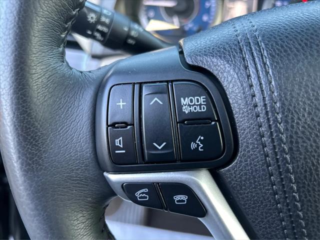 2016 Toyota Sienna XLE Premium 8 Passenger