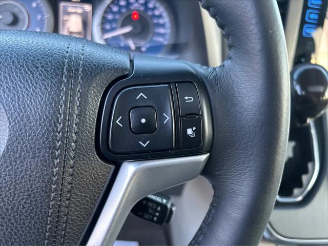 2016 Toyota Sienna XLE Premium 8 Passenger