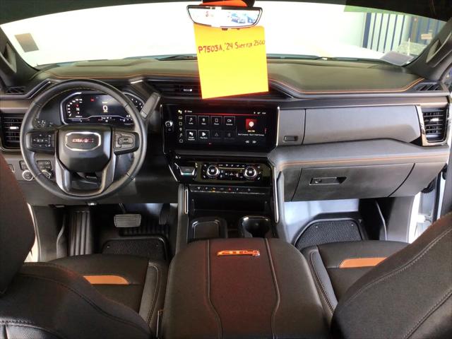 2024 GMC Sierra 2500HD 4WD Crew Cab Standard Bed AT4