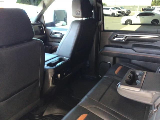 2024 GMC Sierra 2500HD 4WD Crew Cab Standard Bed AT4