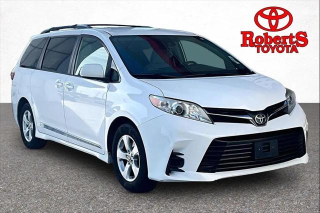 2020 Toyota Sienna LE for sale in Columbia, TN