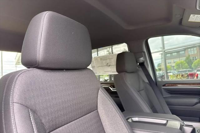 2026 GMC Sierra 2500HD Crew Cab, Standard Bed, SLE, 4WD