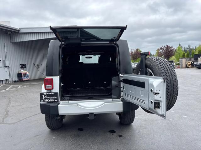 2012 Jeep Wrangler Unlimited Sahara
