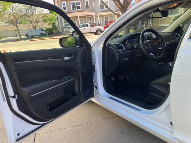 2018 Chrysler 300 Limited