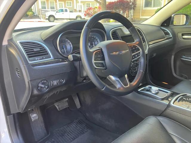 2018 Chrysler 300 Limited