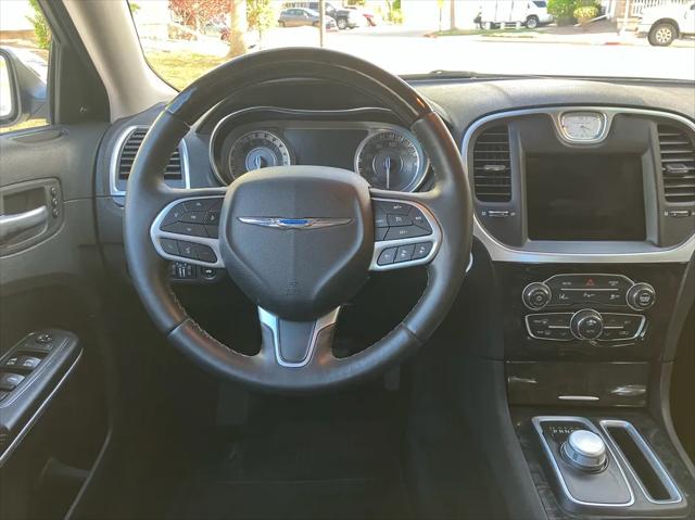 2018 Chrysler 300 Limited