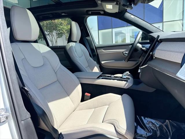 2026 Volvo XC90 Ultra Dark Theme, B6 AWD Gas (mild hybrid), Gasoline, 7 Seats
