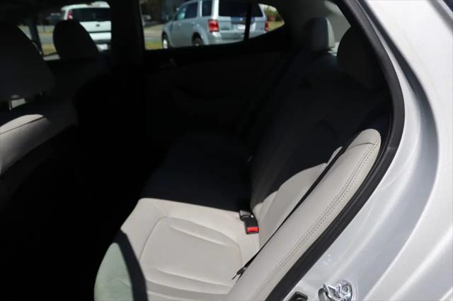 2011 Kia Optima 4dr Sdn 2.4L Auto EX