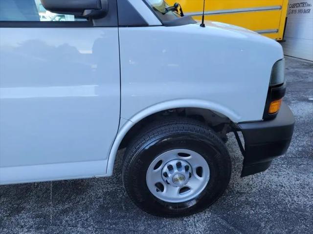 2018 Chevrolet Express LS