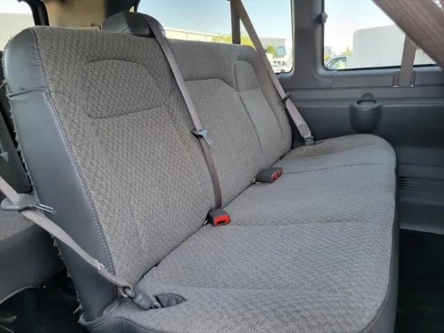2018 Chevrolet Express LS