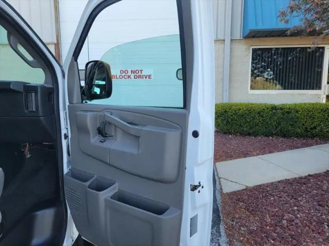 2018 Chevrolet Express LS
