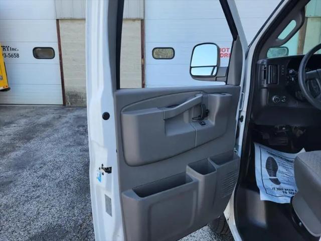 2018 Chevrolet Express LS