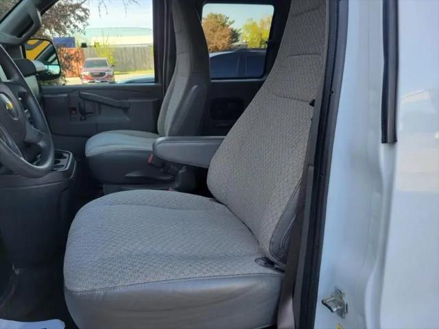 2018 Chevrolet Express LS