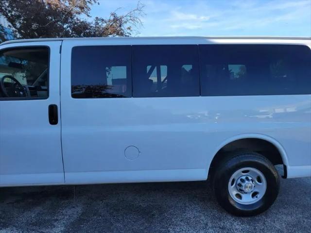 2018 Chevrolet Express LS