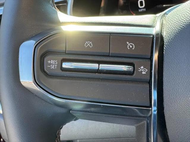 2024 GMC Canyon 4WD AT4