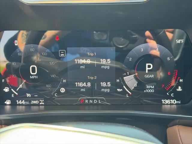 2024 GMC Canyon 4WD AT4