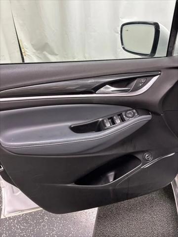 2022 Buick Enclave AWD Essence