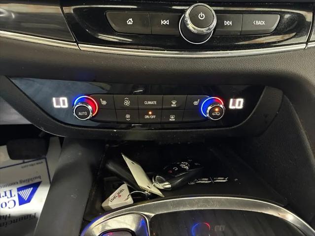 2022 Buick Enclave AWD Essence