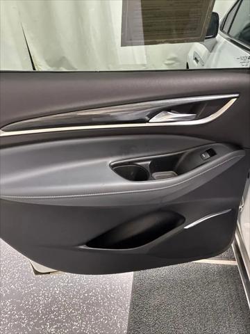 2022 Buick Enclave AWD Essence