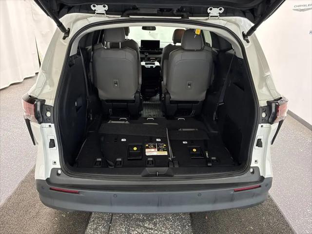 2025 Toyota Sienna XLE
