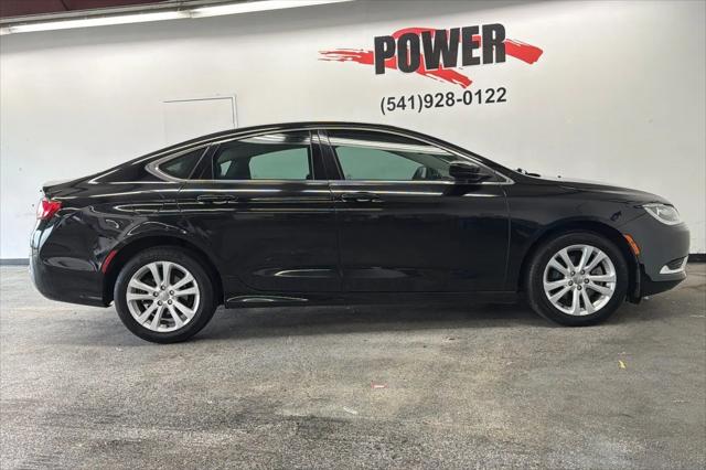 2016 Chrysler 200 Limited