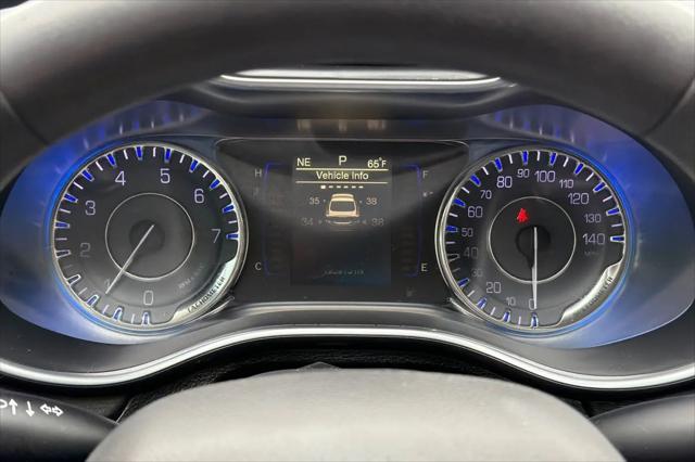 2016 Chrysler 200 Limited