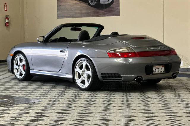 2004 Porsche 911 911 Carrera