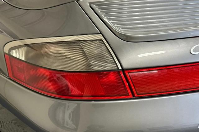 2004 Porsche 911 911 Carrera