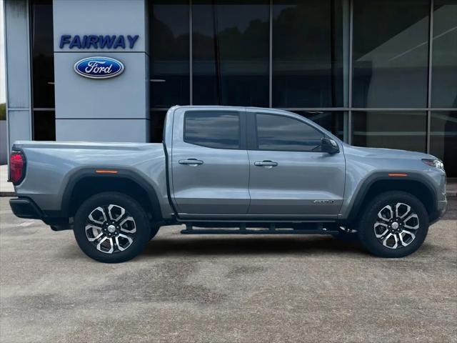 2023 GMC Canyon 4WD Crew Cab Short Box AT4