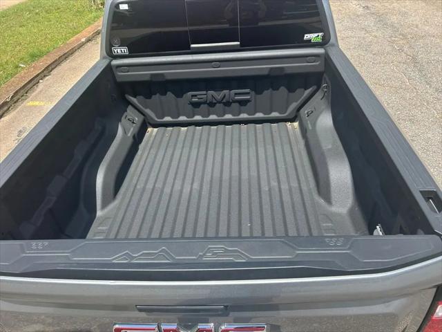 2023 GMC Canyon 4WD Crew Cab Short Box AT4