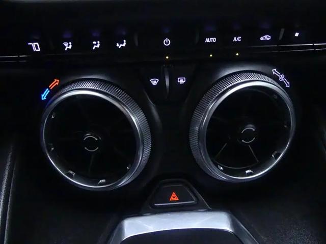 2022 Chevrolet Camaro RWD Convertible LT1