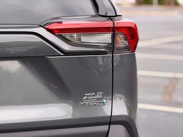 2021 Toyota RAV4 Hybrid XLE Premium